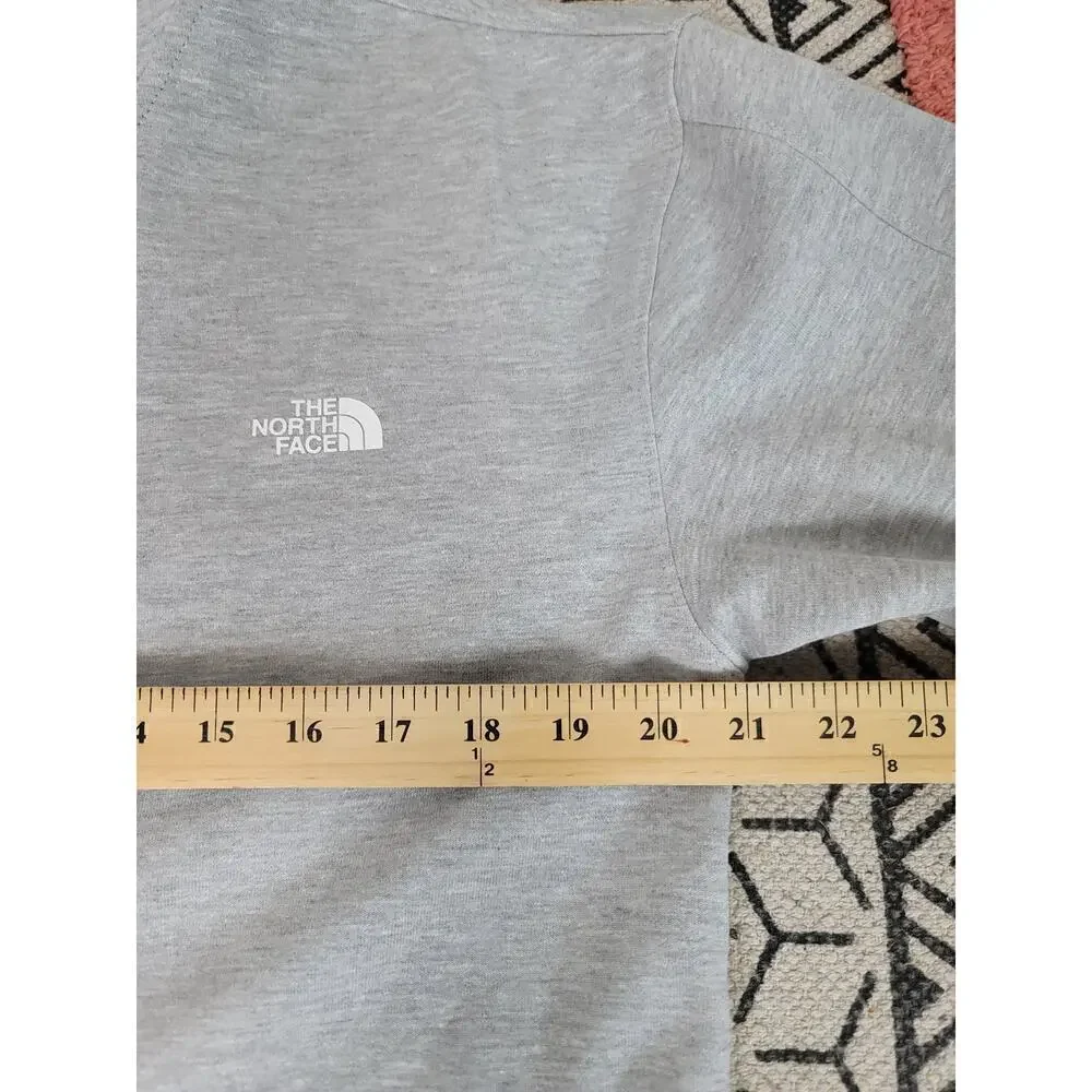 The North Face Tech Full Zip Hoodie in TNF GRAY, sz Small
